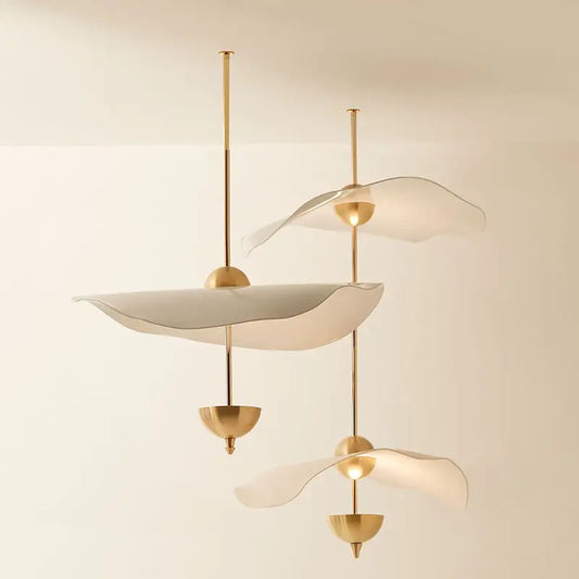 {"media":[{"id":"gid://shopify/MediaImage/25378455289989","alt":"837284284-1","type":"IMAGE","src":"https://cdn.shopify.com/s/files/1/0557/4039/9749/files/acrylic-lotus-leaf-chandelier-single-branch-and-head-d400mmxh600mm-458_24x24@3x.webp?v=1741629610","altText":"837284284-1"},{"id":"gid://shopify/MediaImage/25378455355525","alt":"759377247-3","type":"IMAGE","src":"https://cdn.shopify.com/s/files/1/0557/4039/9749/files/acrylic-lotus-leaf-chandelier-single-branch-and-double-head-542_24x24@3x.webp?v=17416296